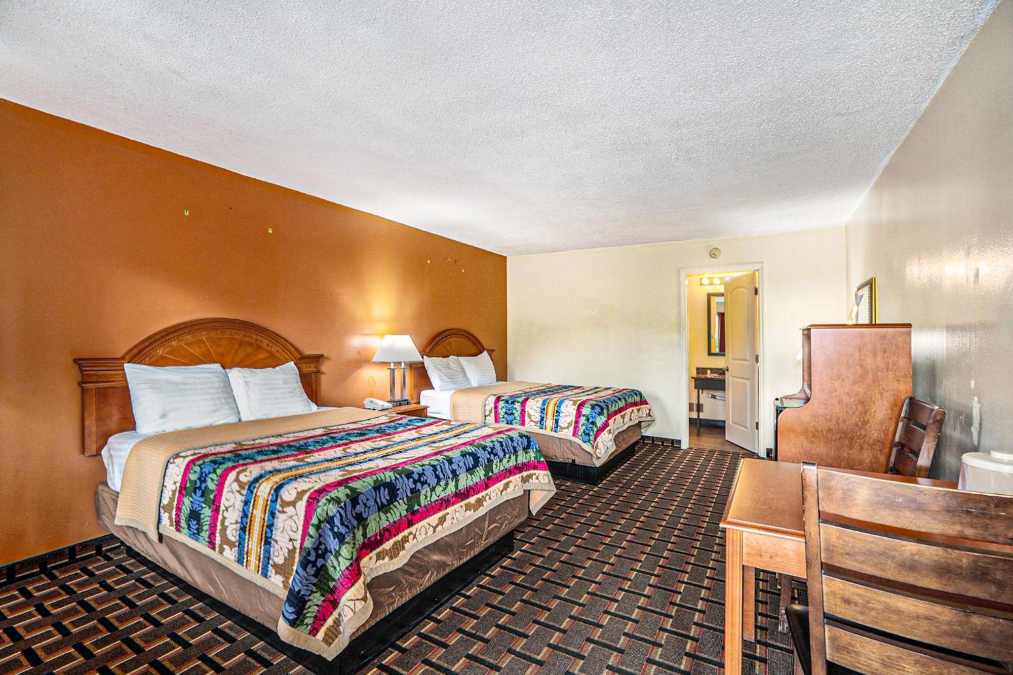 Great Lakes Inn & Suites Саут-Гейвен Номер фото